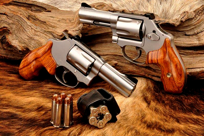 Full Custom Smith & Wesson revolver